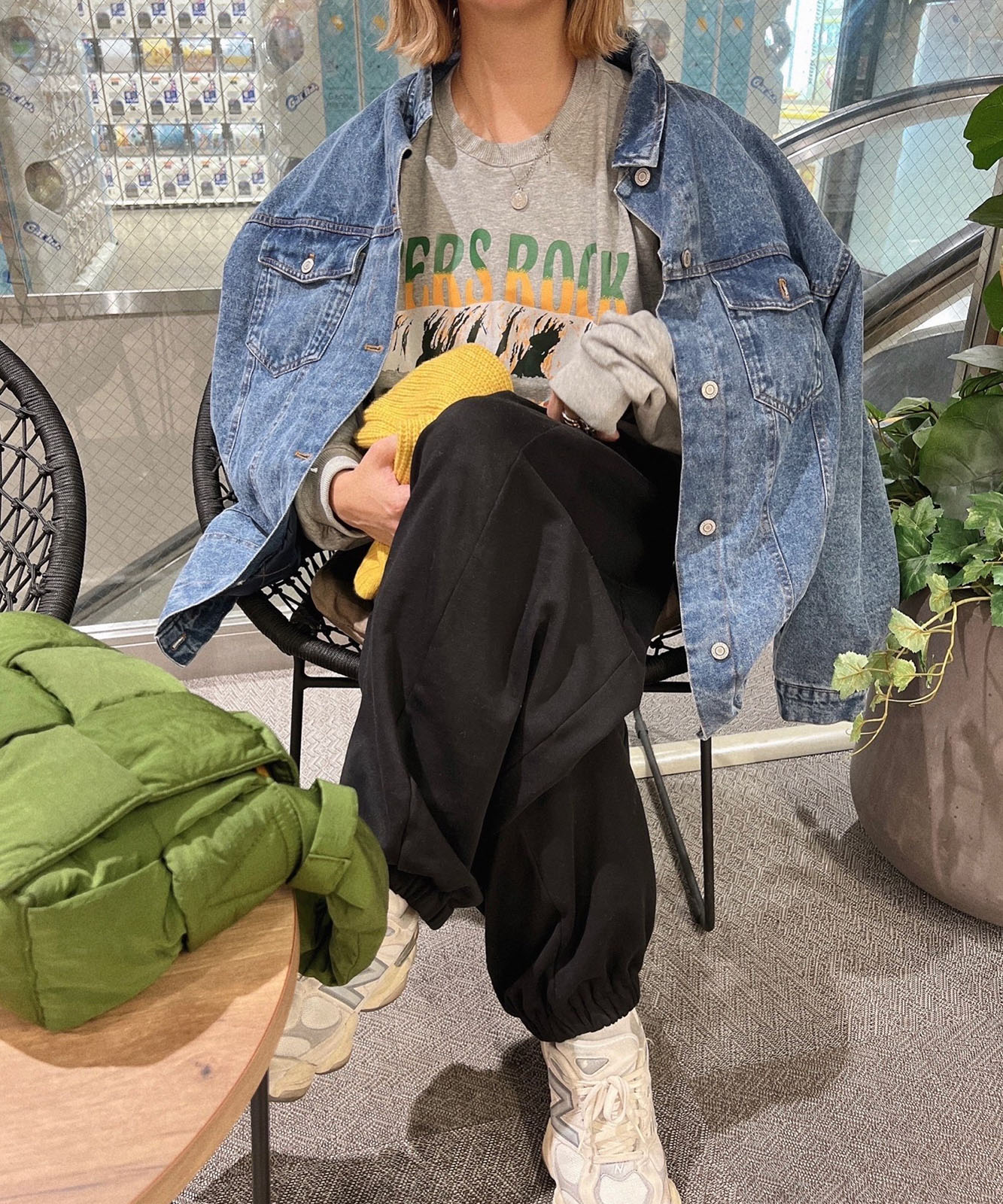 ルーズグラフィックプリント スウェット トレーナー メンズ レディース 秋服 冬服