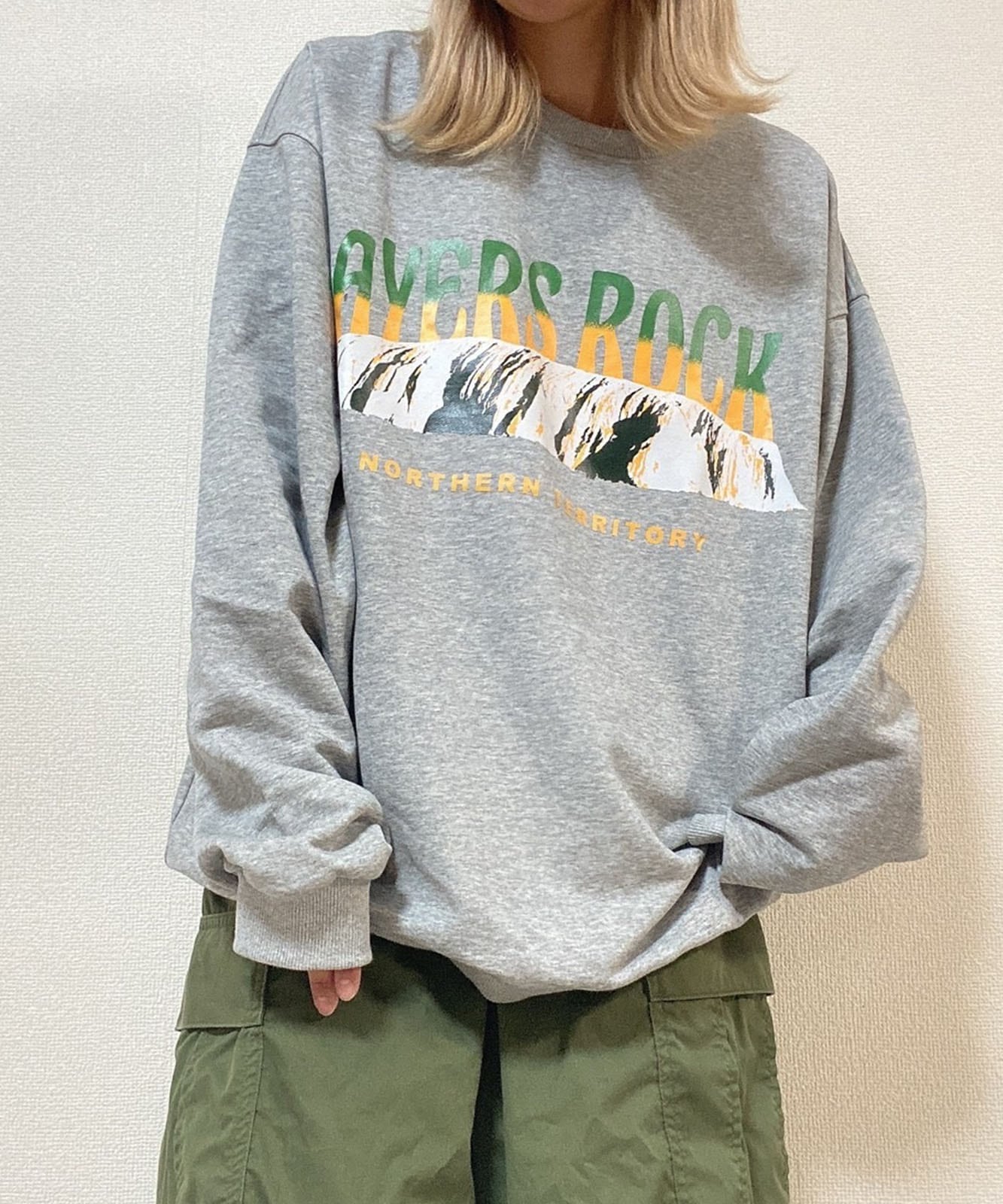 ルーズグラフィックプリント スウェット トレーナー メンズ レディース 秋服 冬服