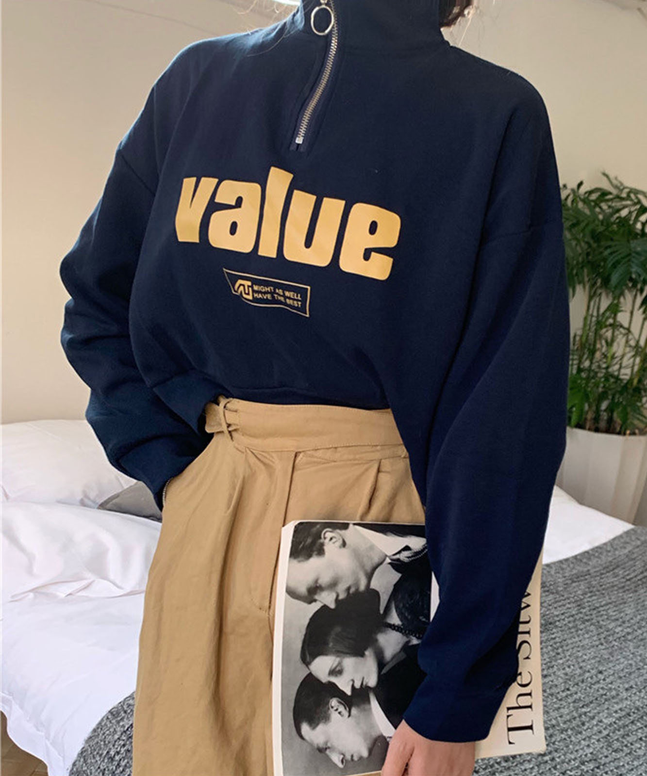 DEVICE select 韓国風フロントロゴ ハーフジップ スウェットトレーナー(ショート丈) レディース