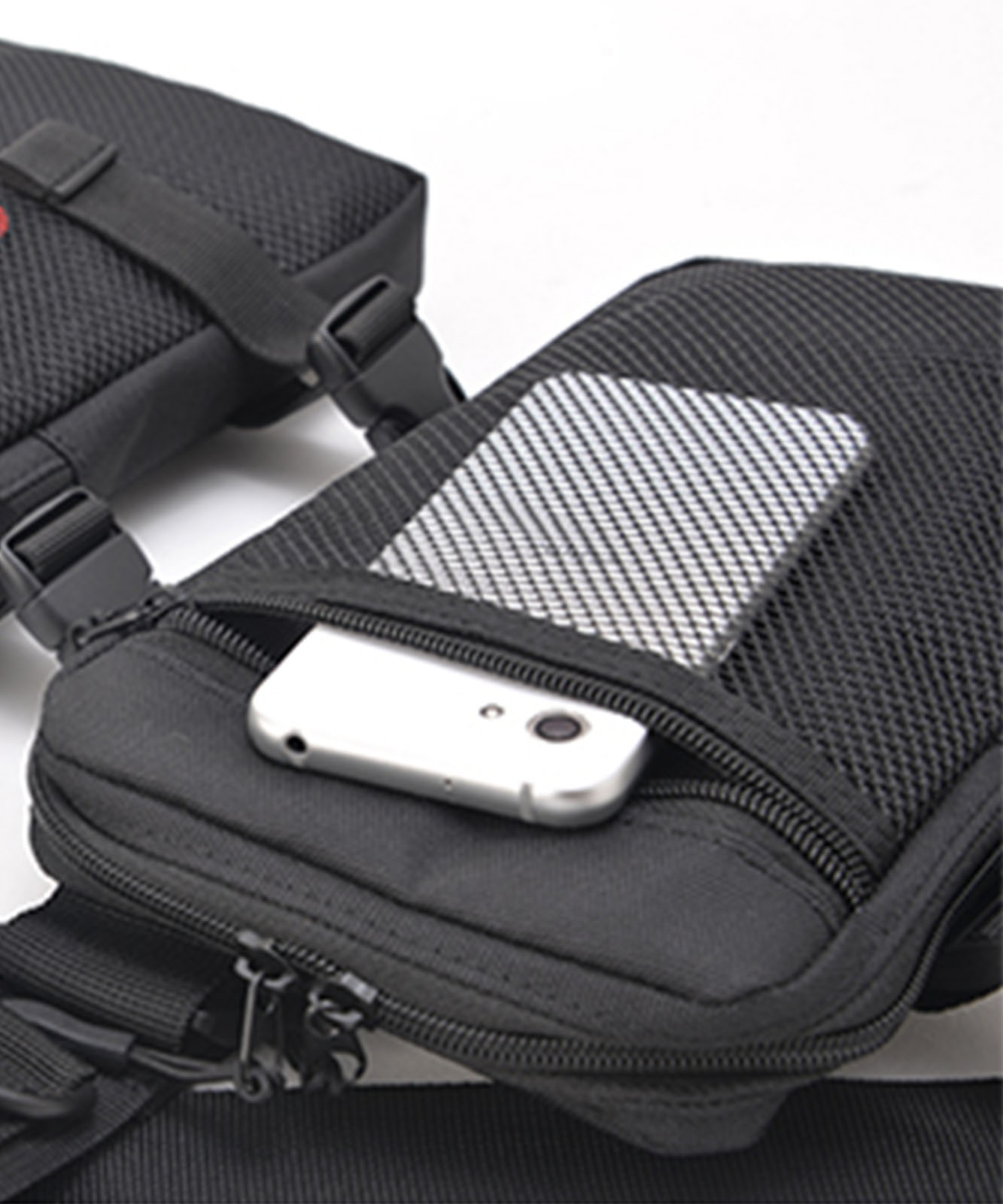 Rename コーデュラナイロン ベスト型ボディショルダーバッグ