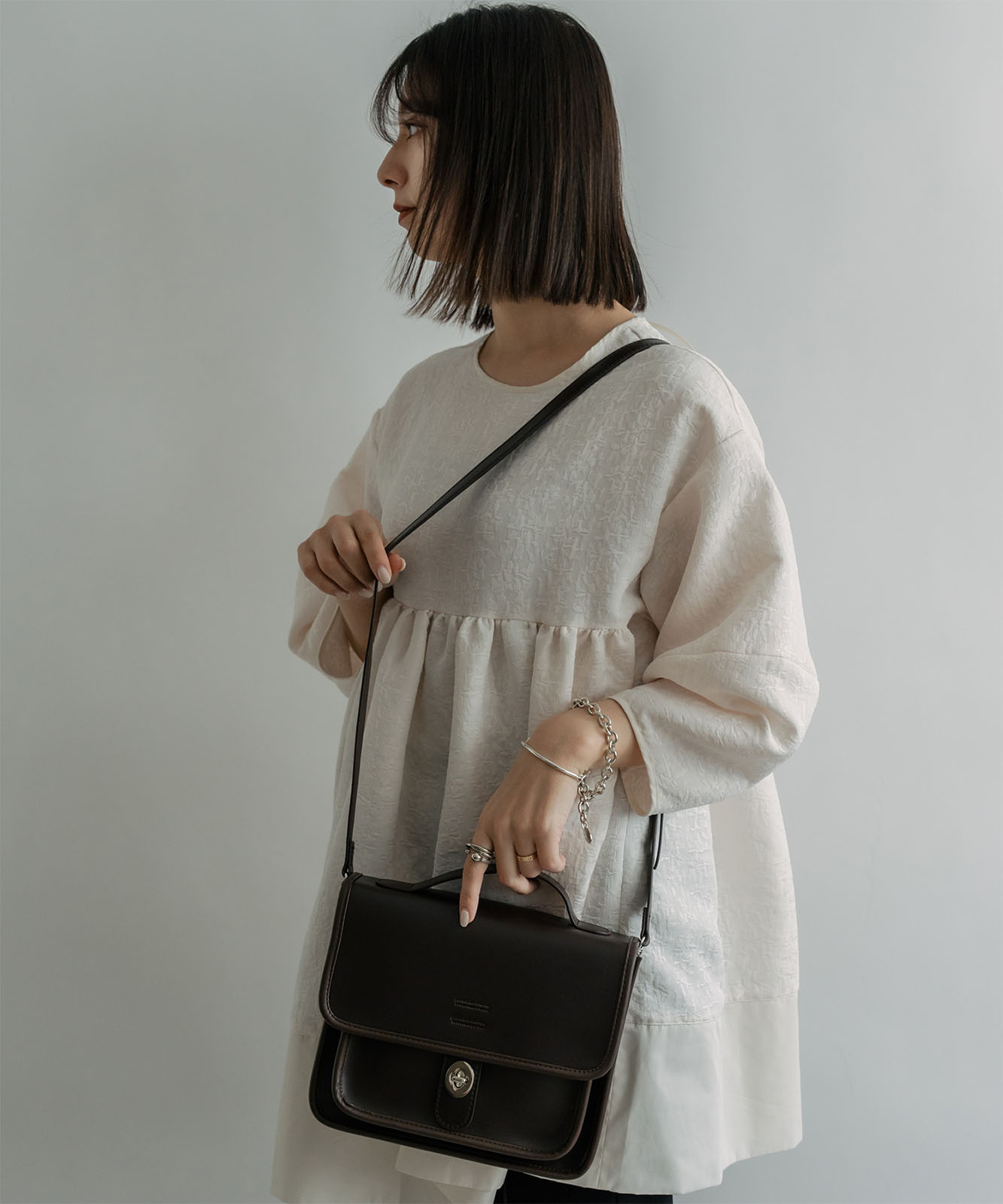 【 DEVICE × こーせコラボ 】 Rename フロントバックル 横型 ショルダーバッグ メンズ レディース ユニセックス 学生 おしゃれ ミニショルダー きれいめ カジュアル 高級感 RSG22036