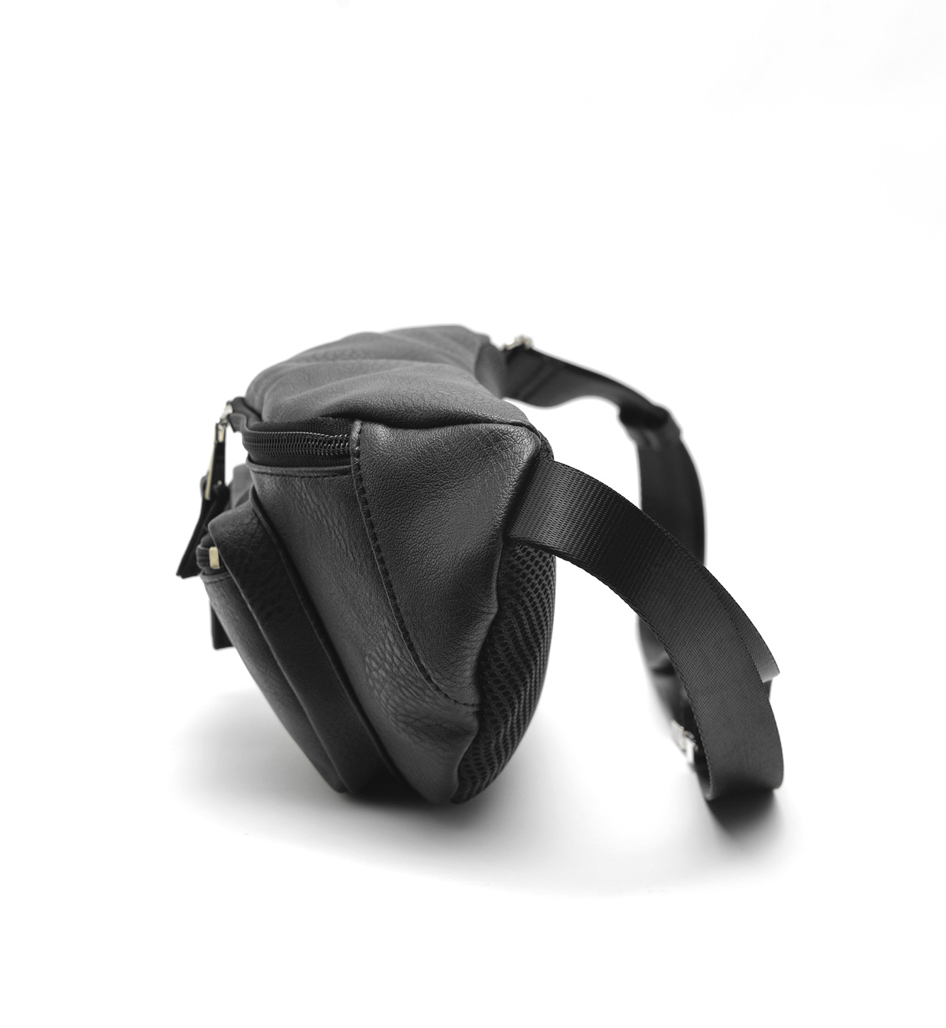 Rename フェイクレザー 刺繍デザイン ウエストバッグ ボディバッグ