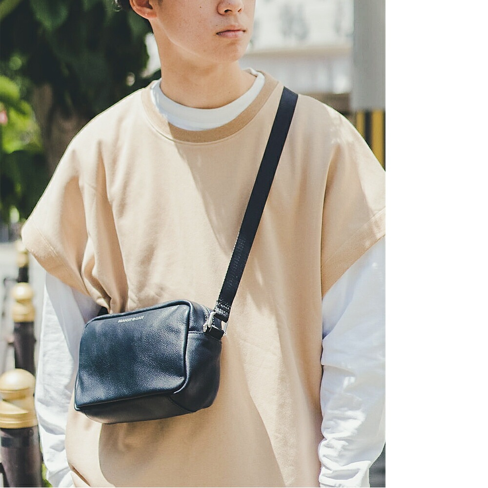 TransitGate G2 本革 スクエア ショルダーバッグ