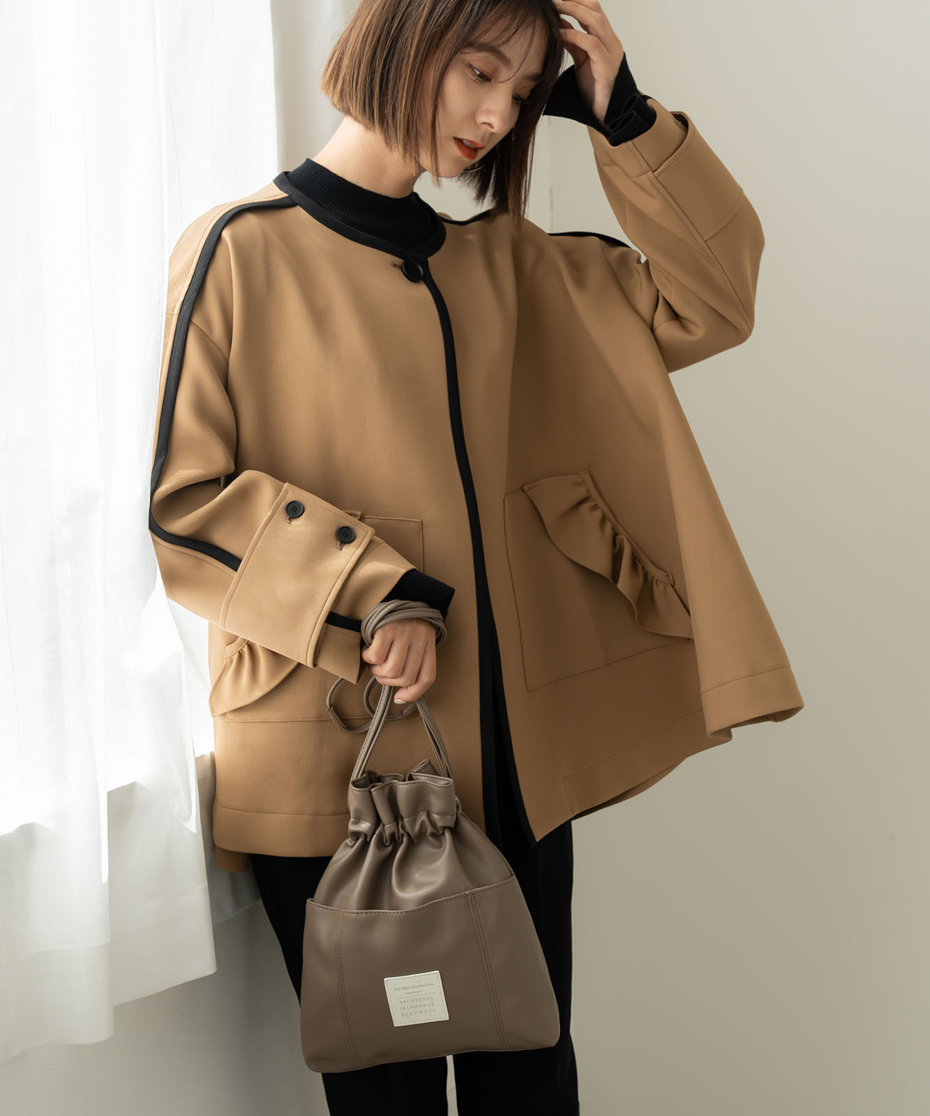 Rename カジュアルデザイン オリジナルタグ 巾着ショルダーバッグ