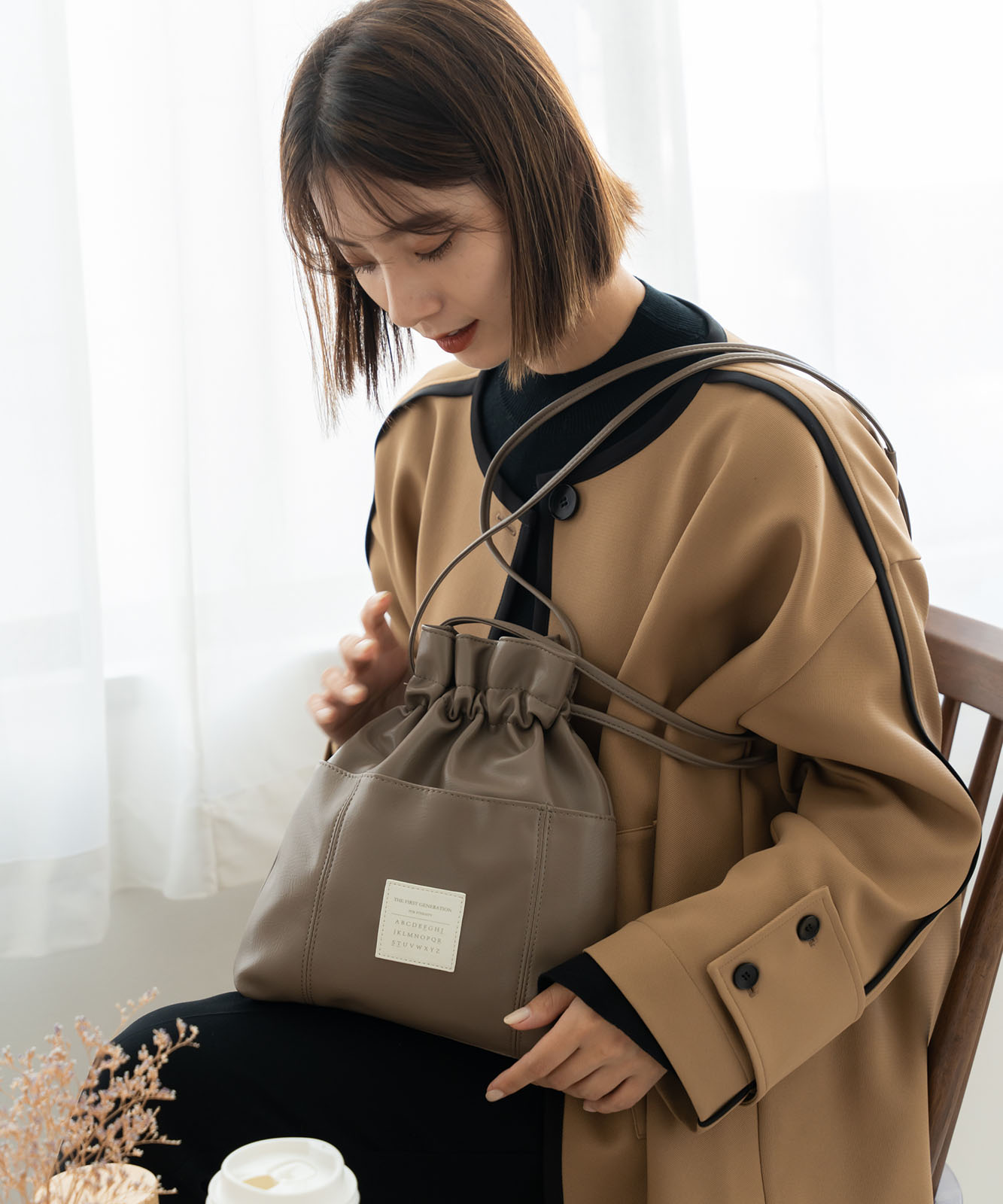 Rename カジュアルデザイン オリジナルタグ 巾着ショルダーバッグ