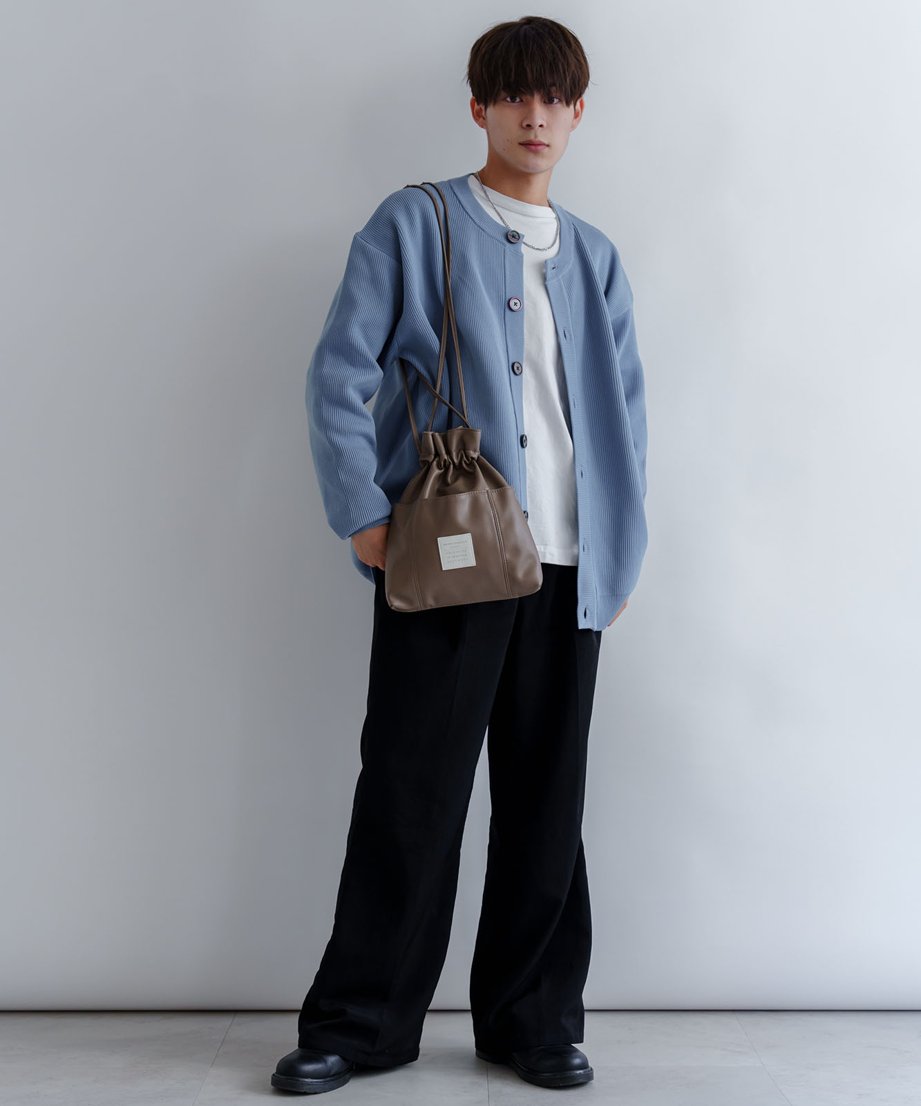 Rename カジュアルデザイン オリジナルタグ 巾着ショルダーバッグ