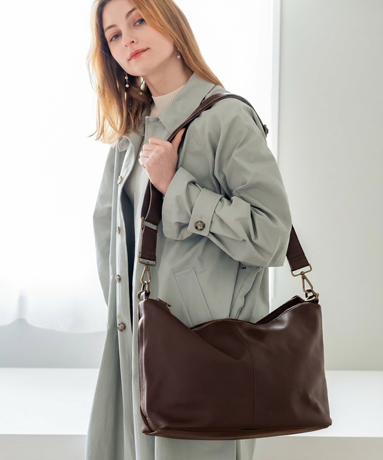 【 DEVICE 】 TransitGate G2 本革エディターズバッグ ショルダーバッグ 大容量 横長 牛革 レザー 2WAY 通勤 通学 高見え メンズ レディース ユニセックス TGS7013