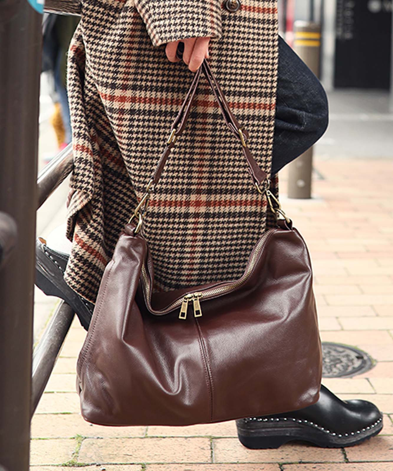 【 DEVICE 】 TransitGate G2 本革エディターズバッグ ショルダーバッグ 大容量 横長 牛革 レザー 2WAY 通勤 通学 高見え メンズ レディース ユニセックス TGS7013