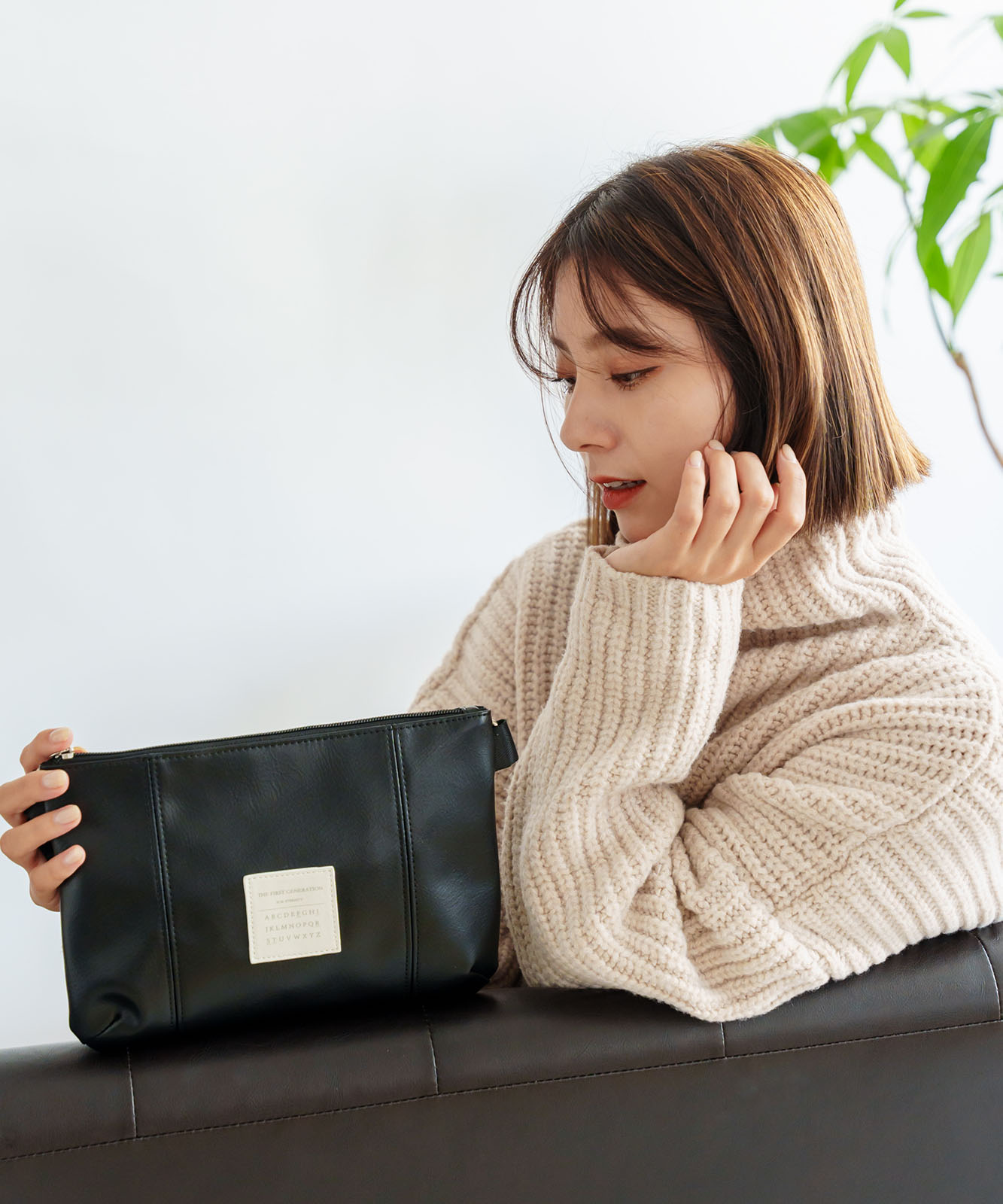 Rename カジュアルデザイン オリジナルタグ サコッシュ ショルダー