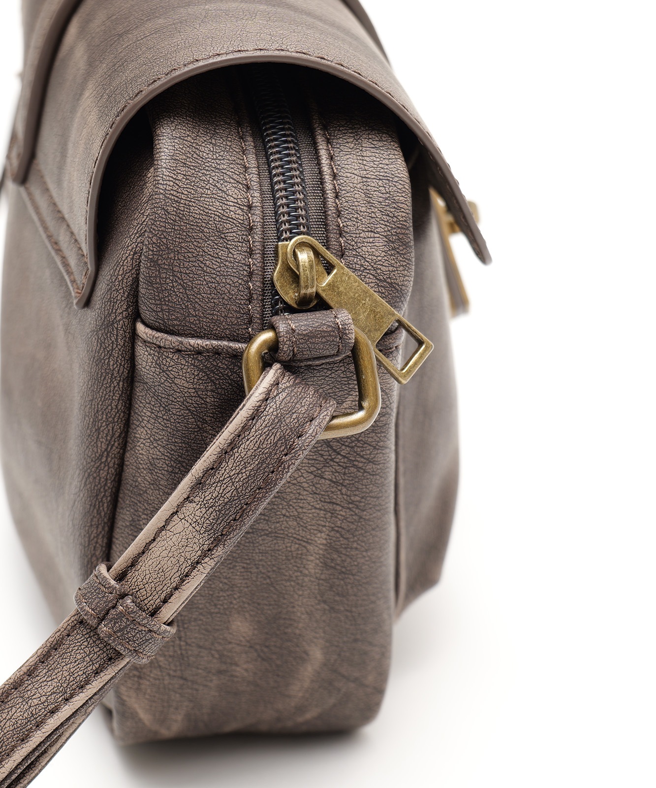 【 DEVICE 】 ヴィンテージデザイン ヴァティカルベルト ショルダーバッグ メンズ レディース ユニセックス おしゃれ ブランド 学生 カジュアル ストリート きれいめ 大人 通勤 DSG25040