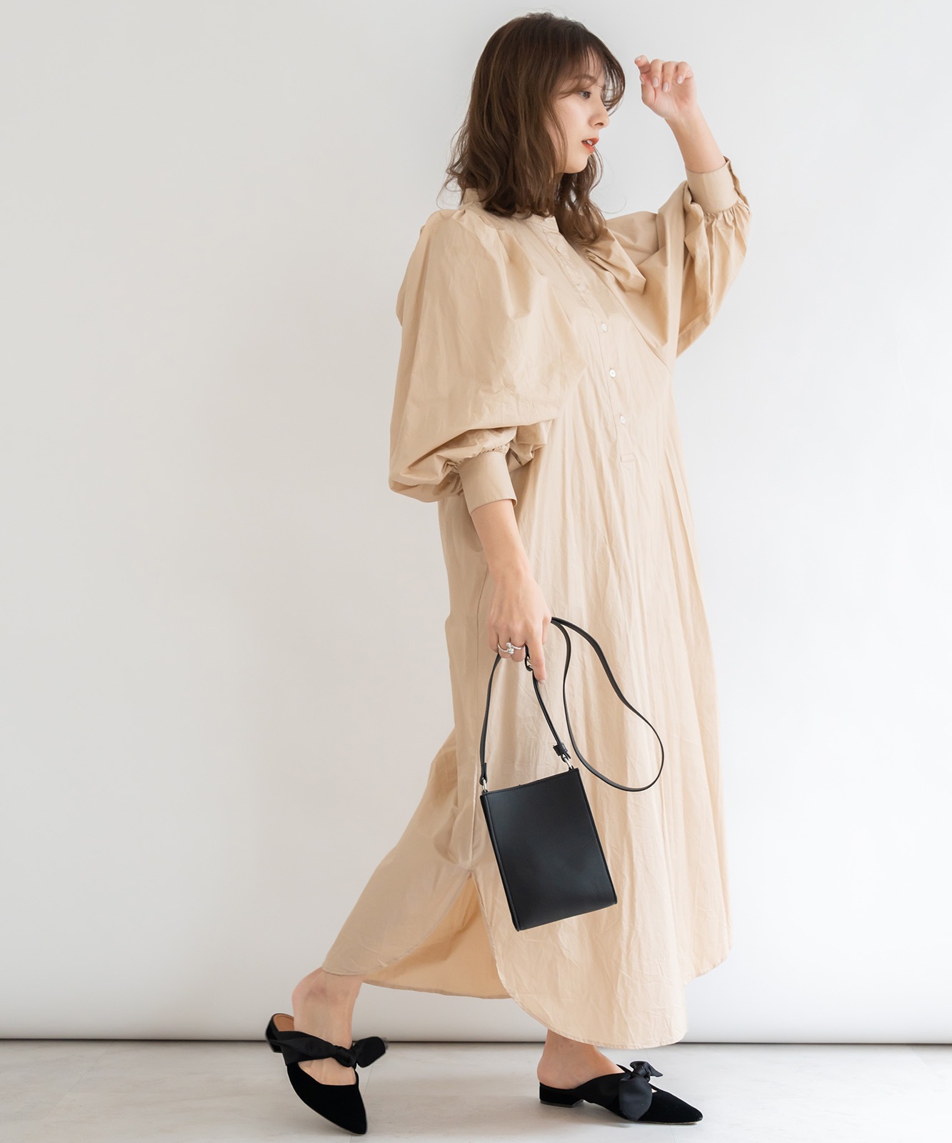 Rename スクエア ミニショルダーバッグ