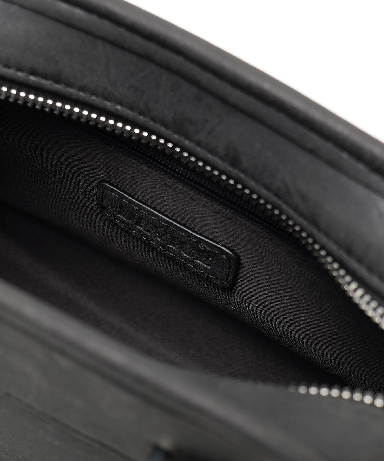 【 DEVICE GAL 】 Heart Tease 3連チャーム付き ヴィンテージライク 2way ラウンドミニボストンバッグ レディース おしゃれ ブランド 学生 カジュアル きれいめ 大人 女性 DTG25036