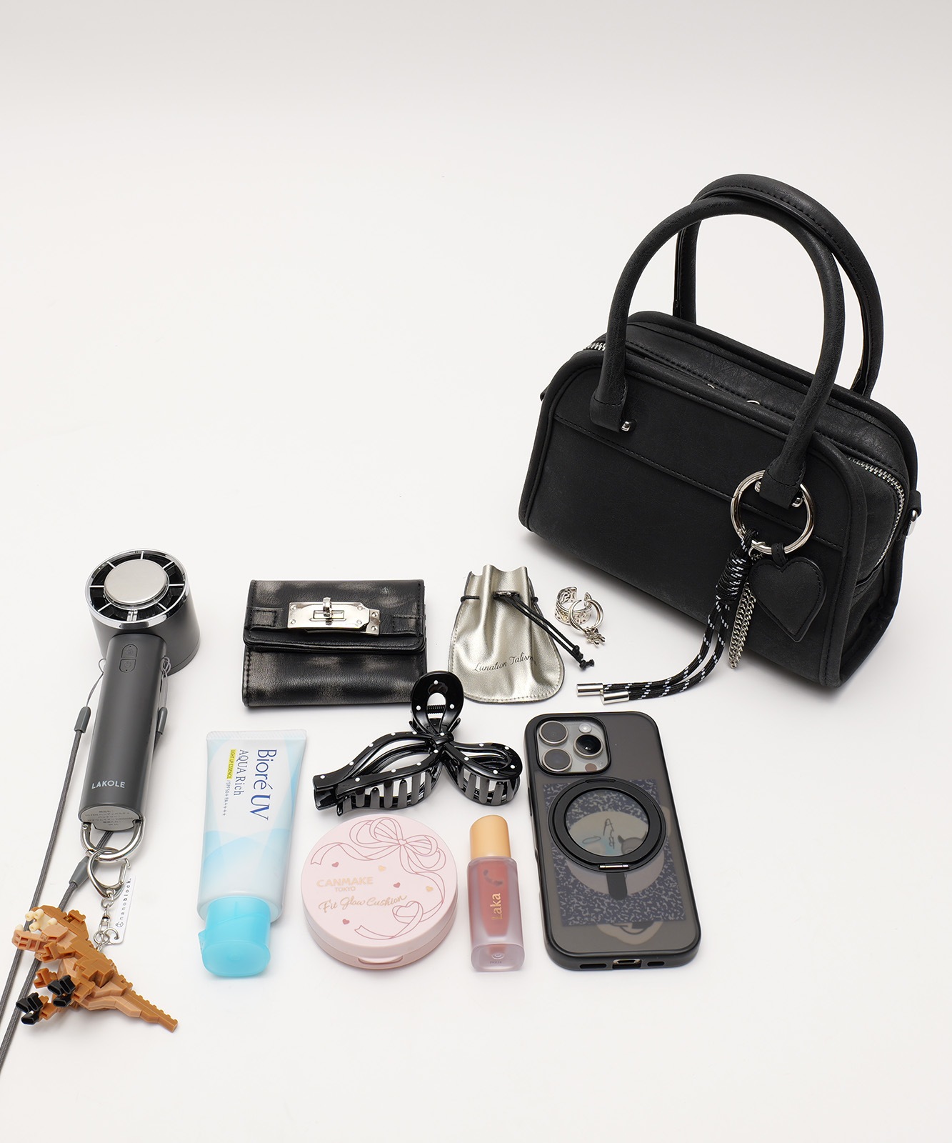 【 DEVICE GAL 】 Heart Tease 3連チャーム付き ヴィンテージライク 2way ラウンドミニボストンバッグ レディース おしゃれ ブランド 学生 カジュアル きれいめ 大人 女性 DTG25036