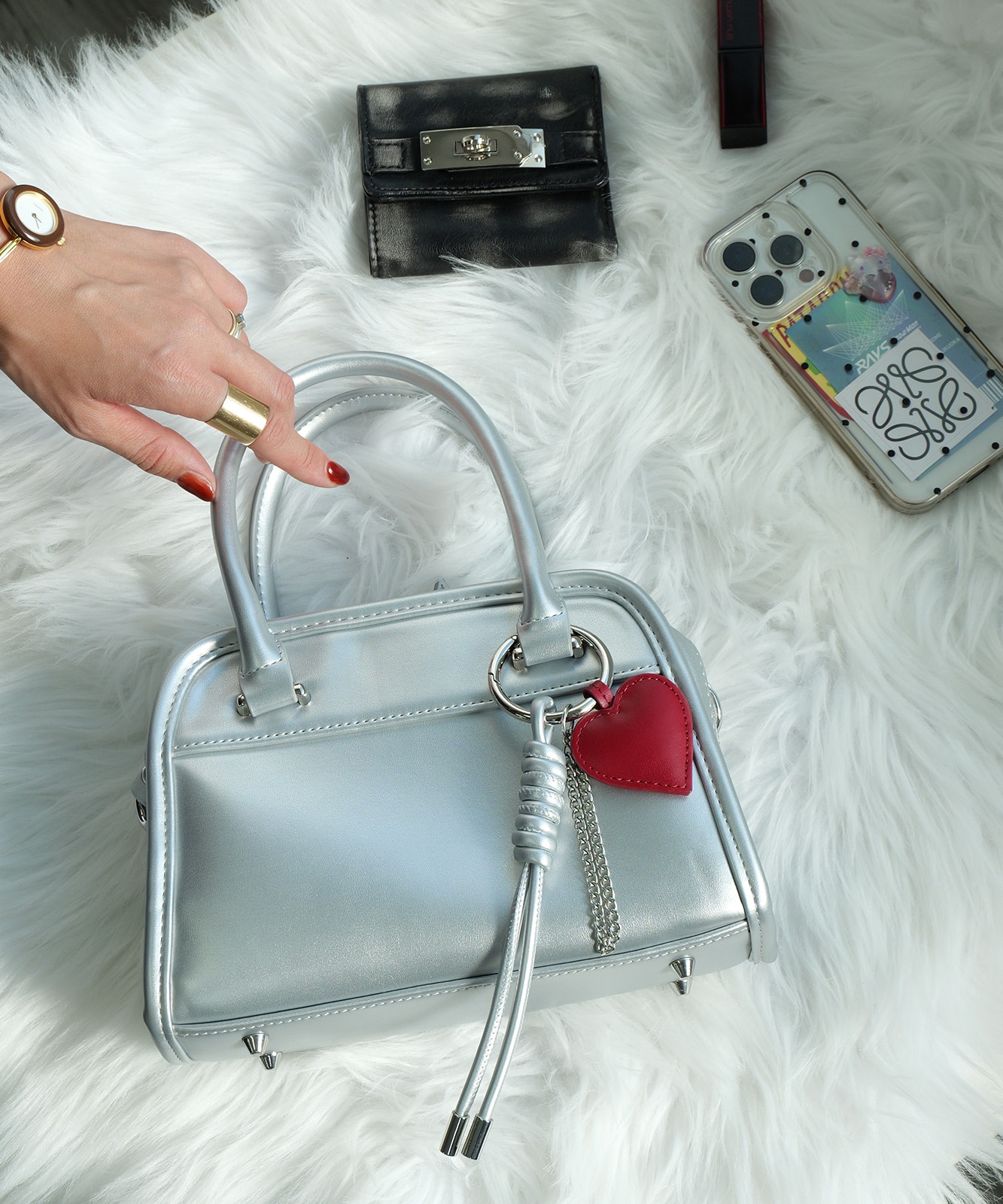 【 DEVICE GAL 】 Heart Tease 3連チャーム付き ヴィンテージライク 2way ラウンドミニボストンバッグ レディース おしゃれ ブランド 学生 カジュアル きれいめ 大人 女性 DTG25036