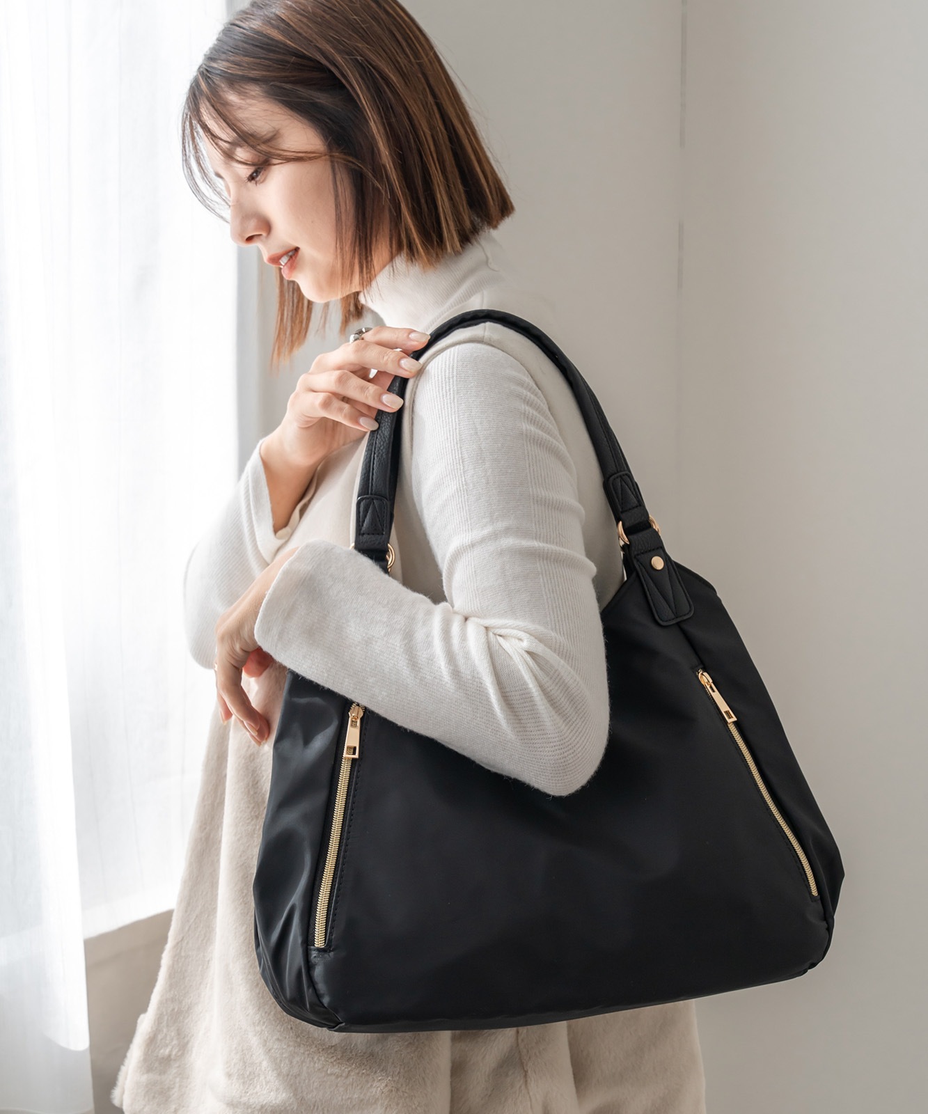 【 Rename 】 軽量ゴールドファスナーナイロントートバッグ レディース ユニセックス 上品 高級感 フォーマル RTN70043