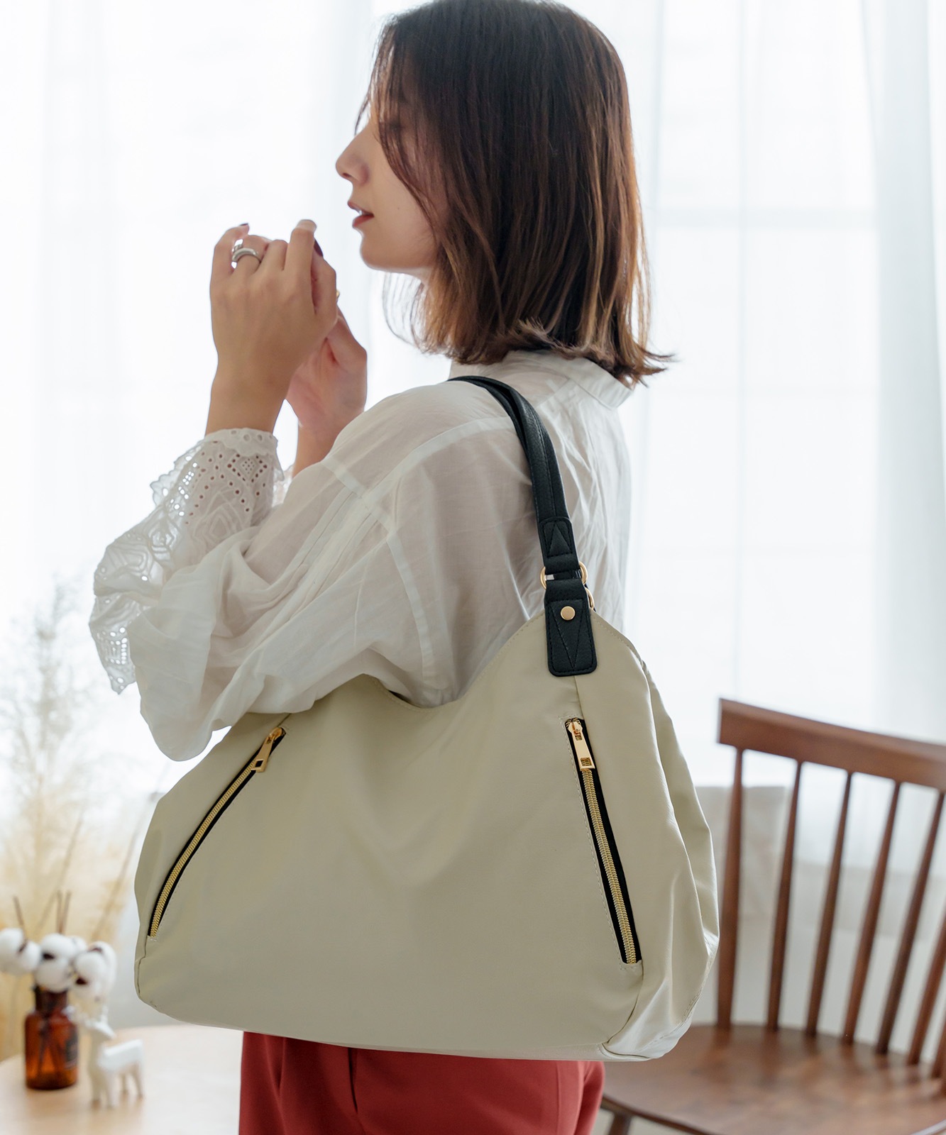 【 Rename 】 軽量ゴールドファスナーナイロントートバッグ レディース ユニセックス 上品 高級感 フォーマル RTN70043