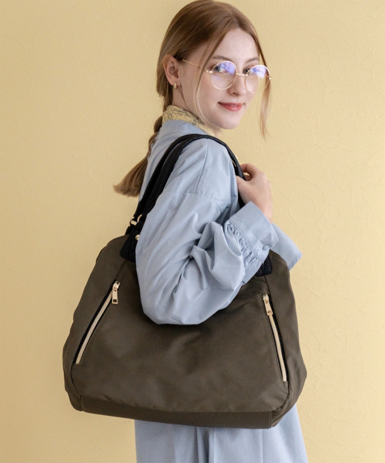 【 Rename 】 軽量ゴールドファスナーナイロントートバッグ レディース ユニセックス 上品 高級感 フォーマル RTN70043