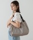 【 Rename 】 軽量ゴールドファスナーナイロントートバッグ レディース ユニセックス 上品 高級感 フォーマル RTN70043