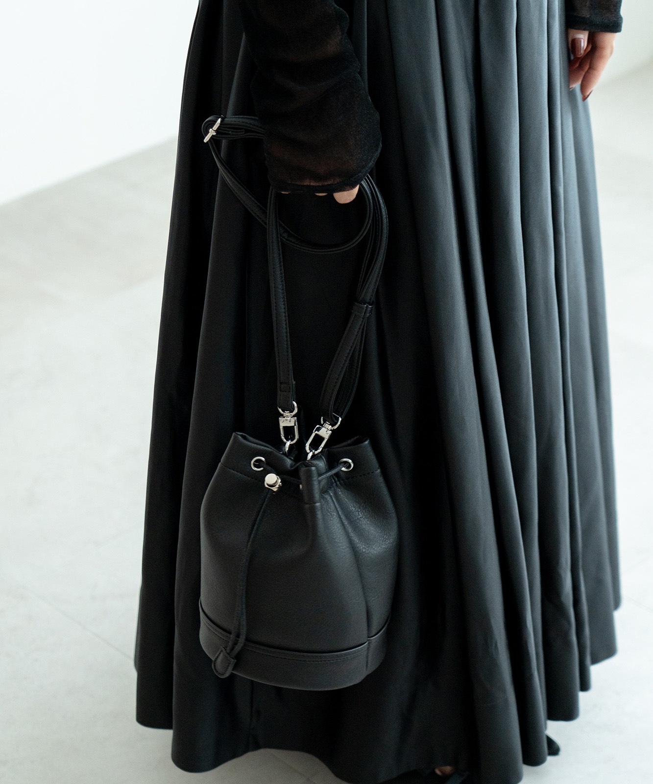 DEVICE ヴィンテージデザイン 巾着 ショルダーバッグ