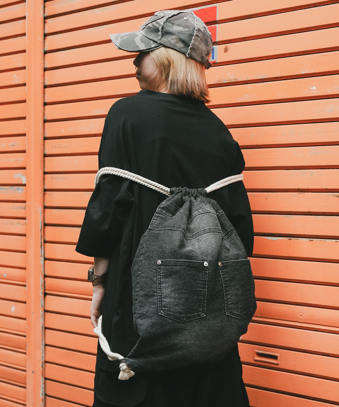 【 DEVICE 】 ウォッシュデニム ナップサック メンズ レディース ユニセックス 古着風 ユーズド加工 RRD24049