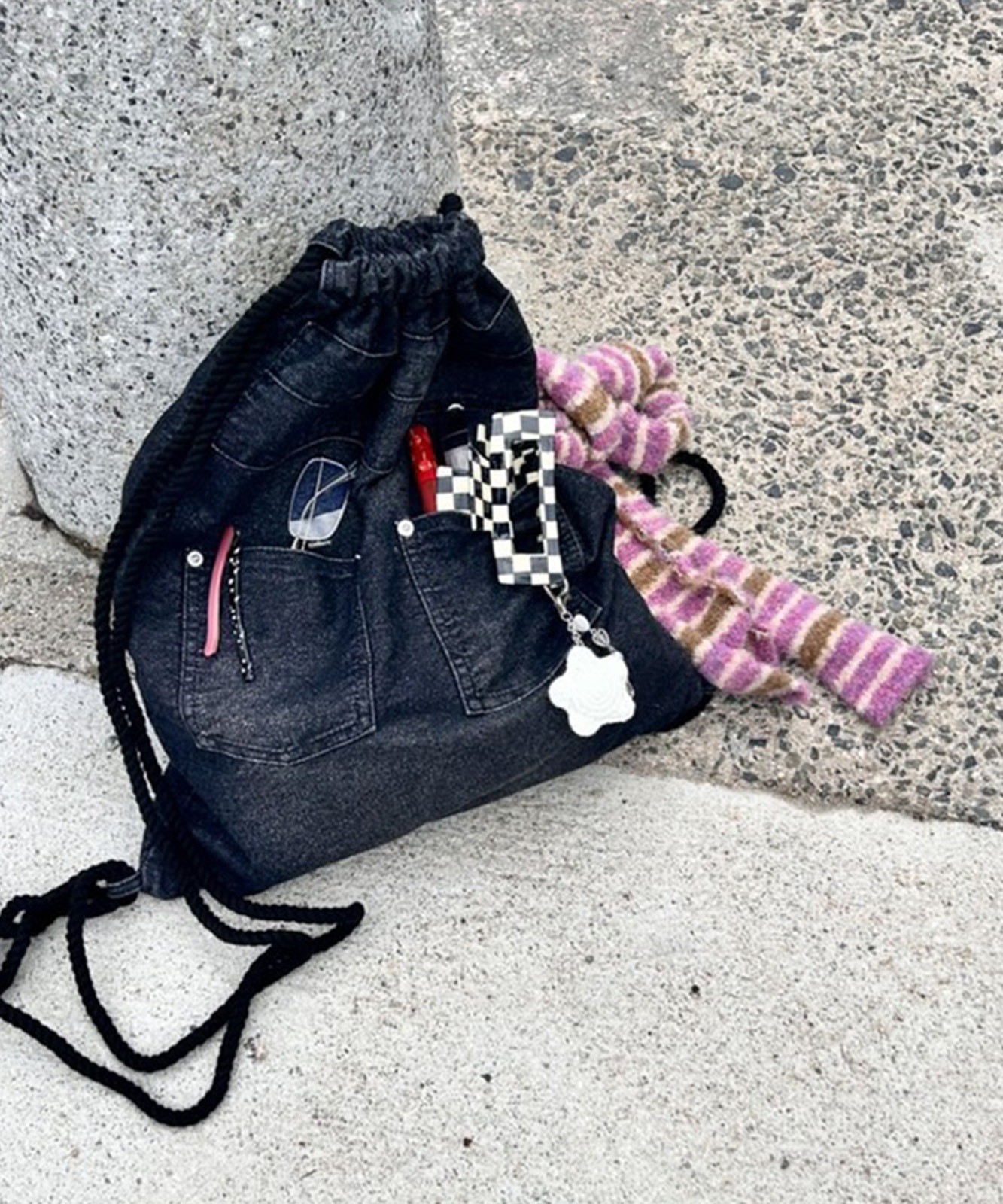 【 DEVICE 】 ウォッシュデニム ナップサック メンズ レディース ユニセックス 古着風 ユーズド加工 RRD24049