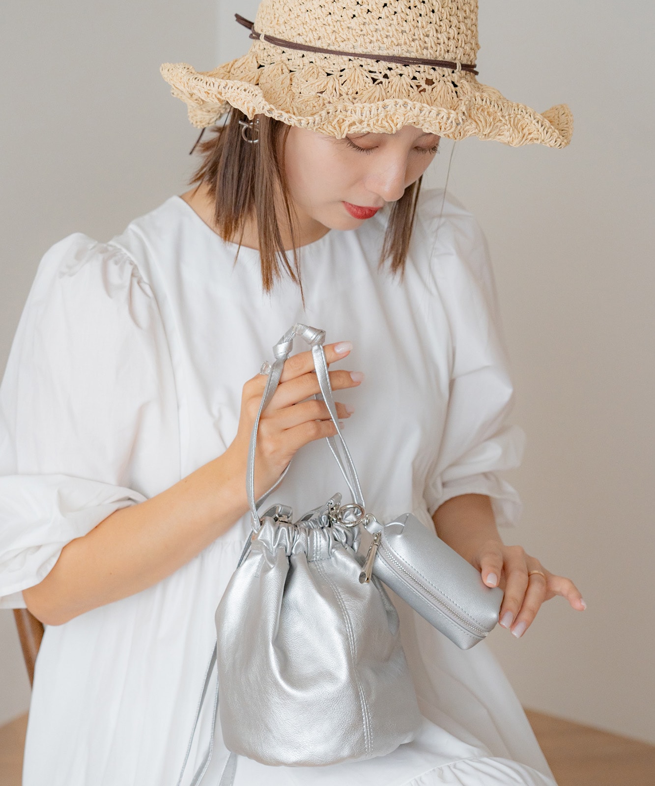 DEVICE × じーたーコラボ ソフトフェイクレザー 巾着ショルダーバッグ