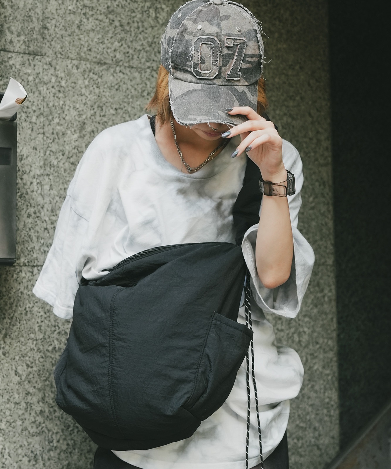 DEVICE+ 軽量  ギャザー ドローコード ショルダーバッグ メンズ レディース