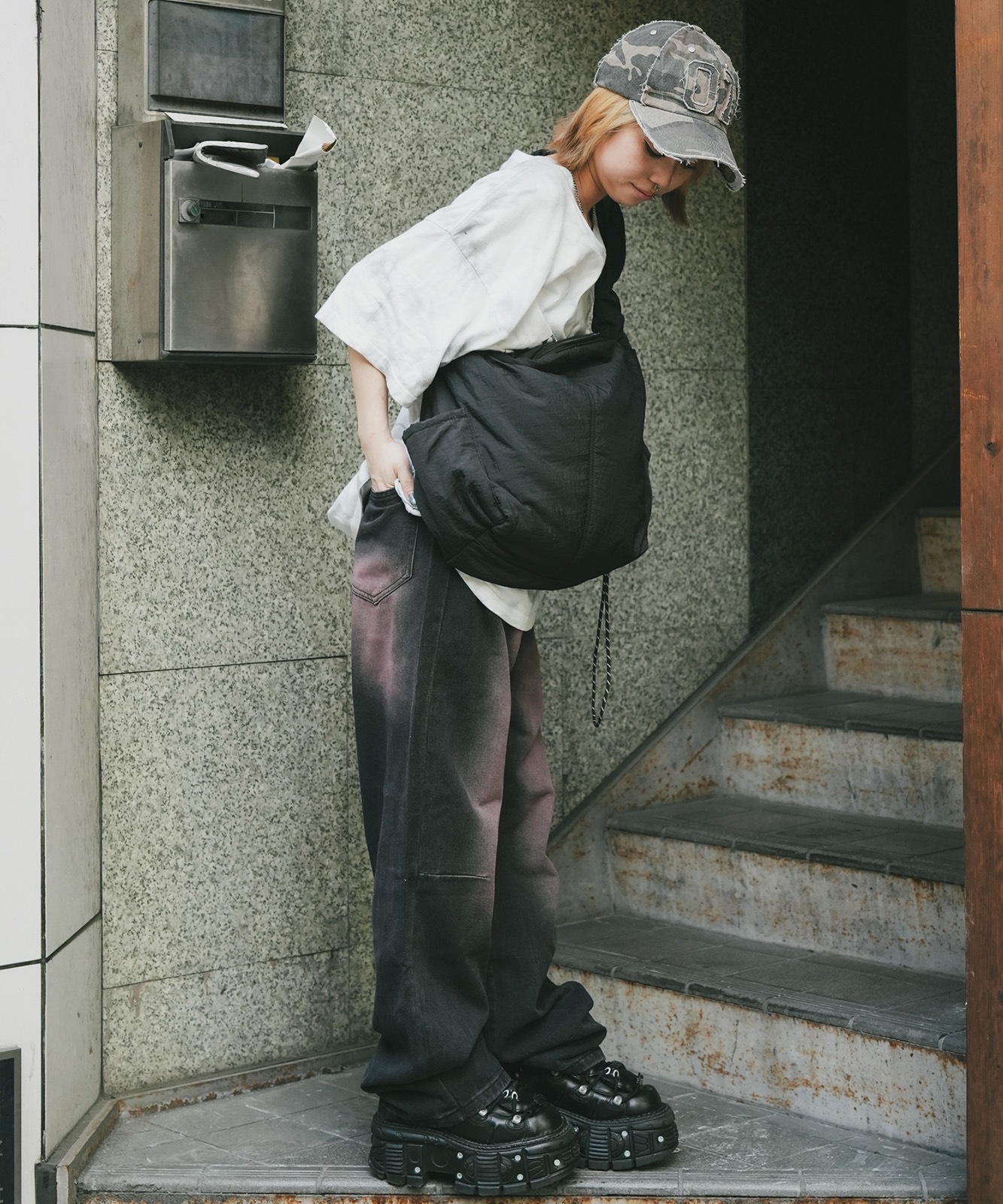 DEVICE+ 軽量  ギャザー ドローコード ショルダーバッグ メンズ レディース