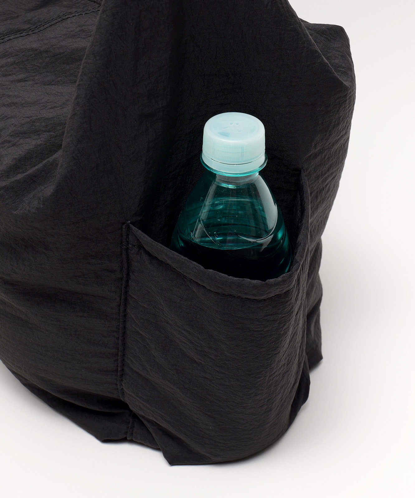 DEVICE+ 軽量  ギャザー ドローコード ショルダーバッグ メンズ レディース