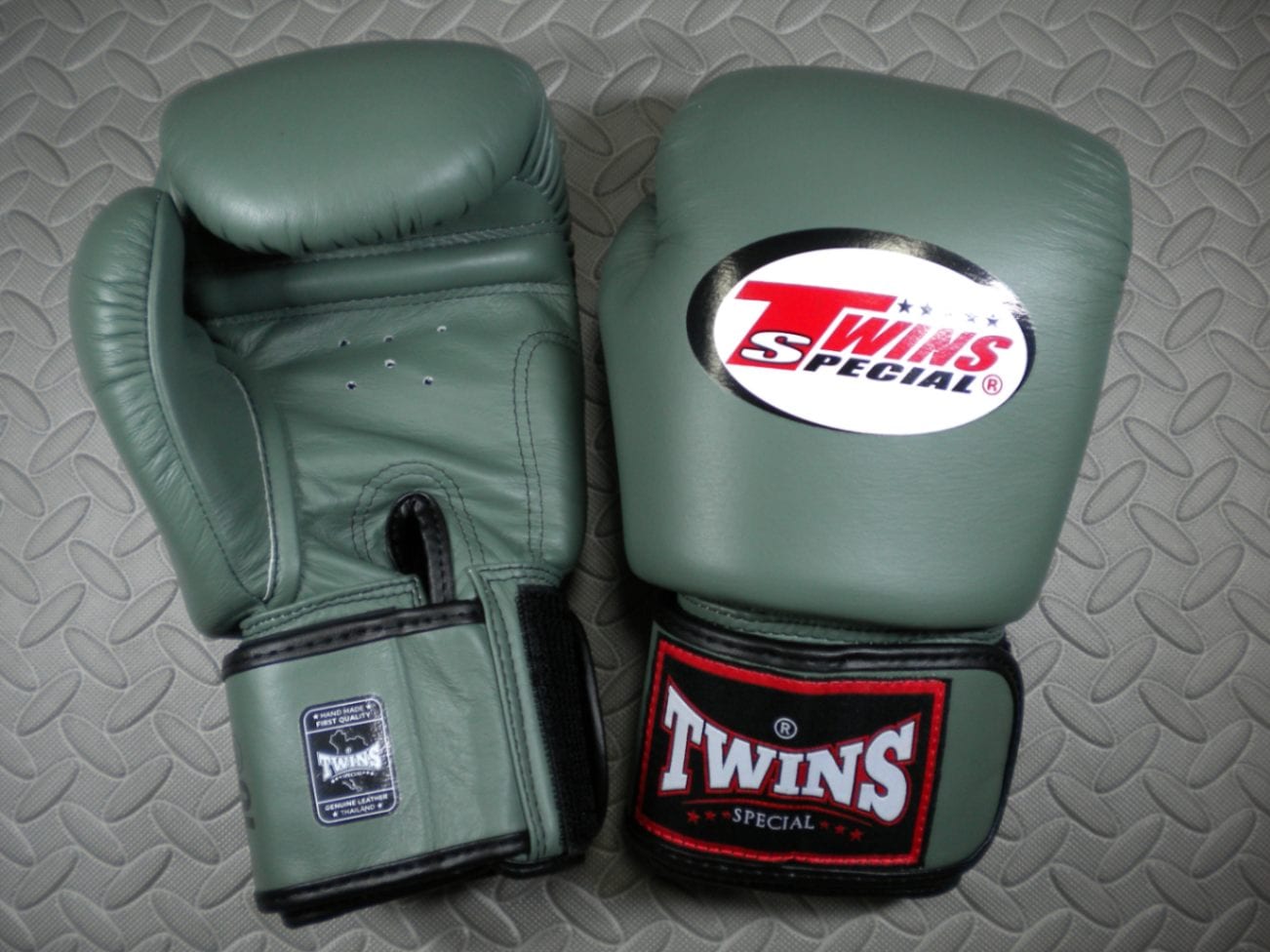 新品 TWINS グローブ 14oz オリーブ 本革製 ツインズ 送料込 ツインズ