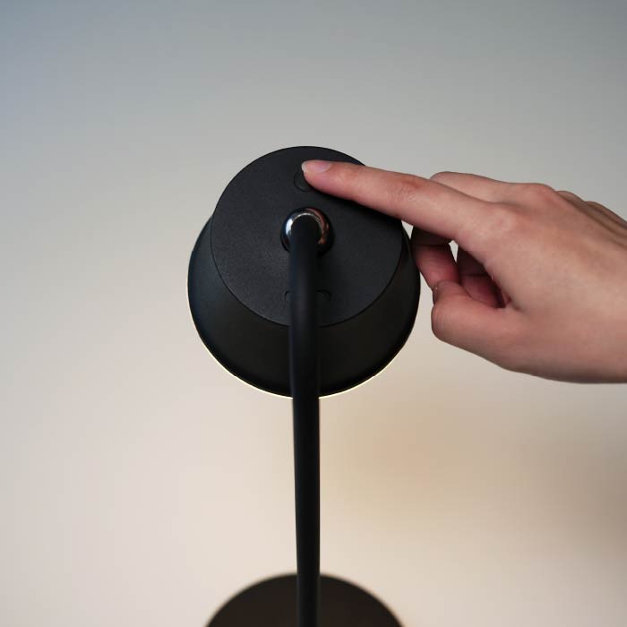 Magnecco マグネッコ ポータブルランプ