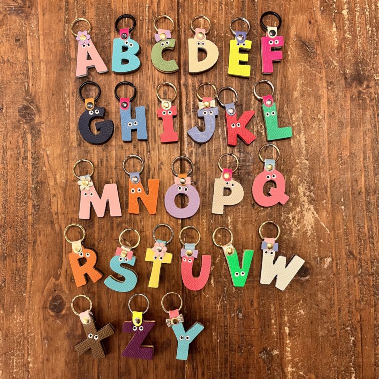 イニシャルタグ（通常カスタム）