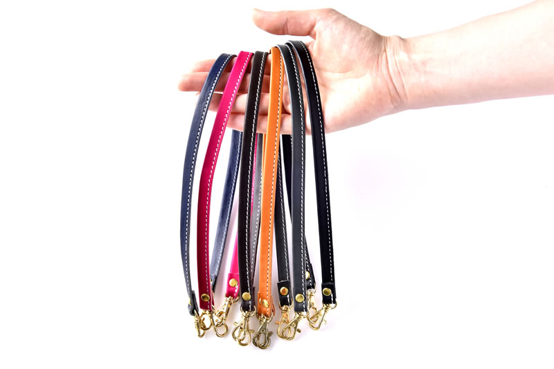 ショルダーストラップ