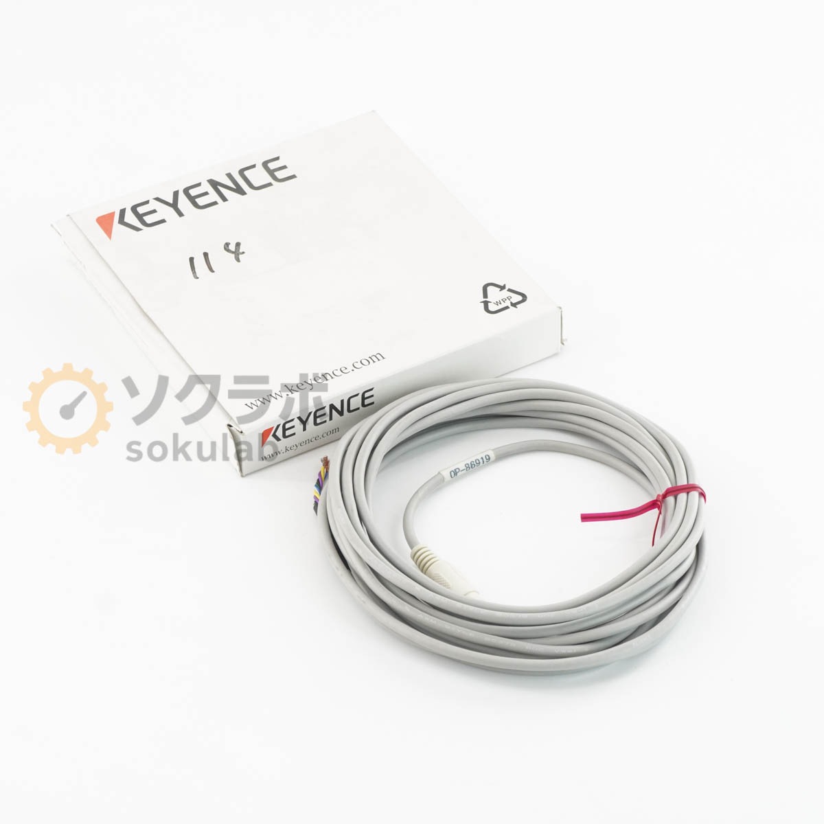 [PG]USED 8���ݾ� KEYENCE OP-86919 ��ɩ FXN���꡼�� �ץ�����ݡ���ľ�륱���֥� 5m PLC Cable [08100-0041]