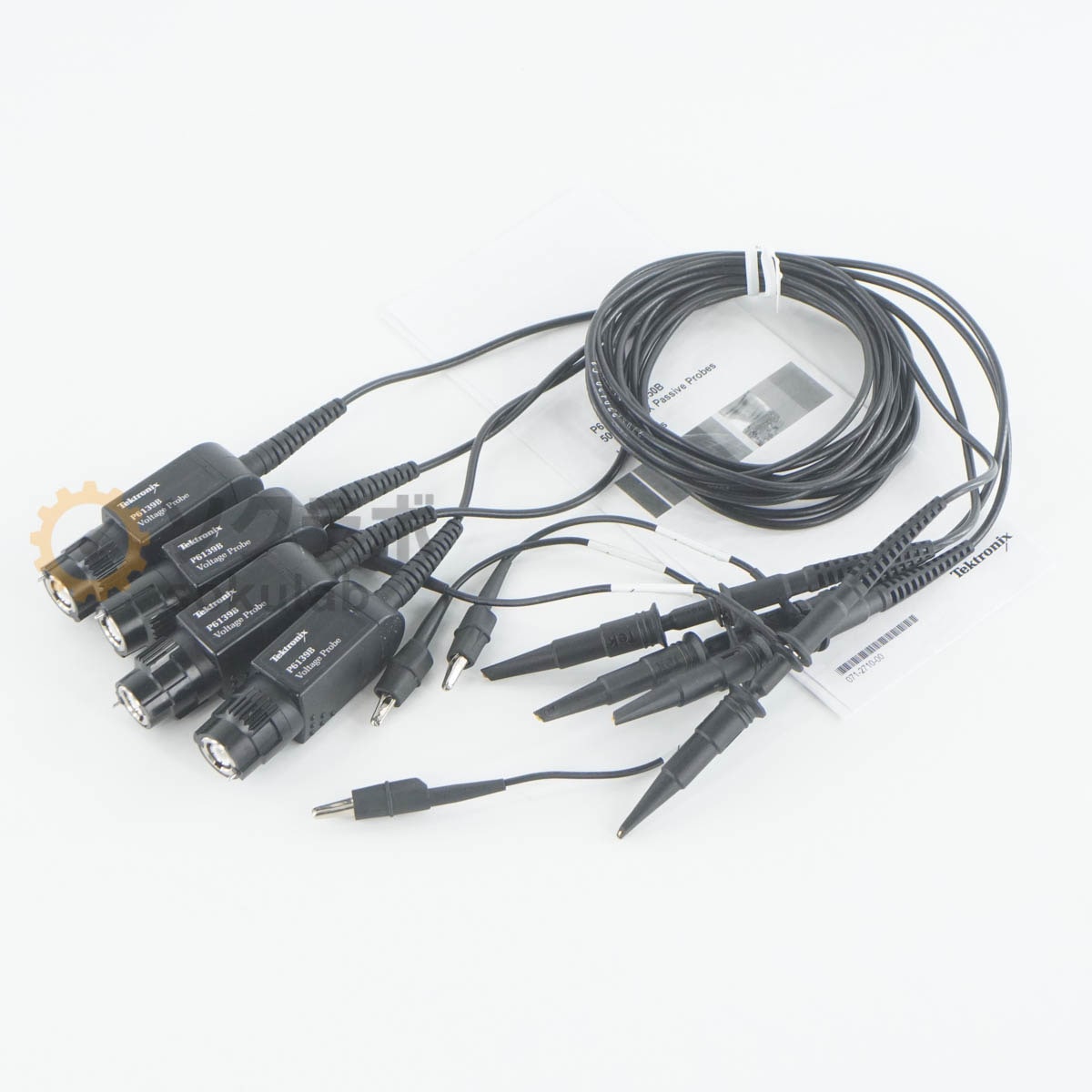 [JB]USED �ݾڤʤ� 4�ܥ��å� Tektronix P6139B 10X 500MHz 10M�� 8.0pF Voltage Probe Passive Probe �ƥ��ȥ��˥��� �Ű��ץ����� �ѥå��֥ס� [08427-0321]