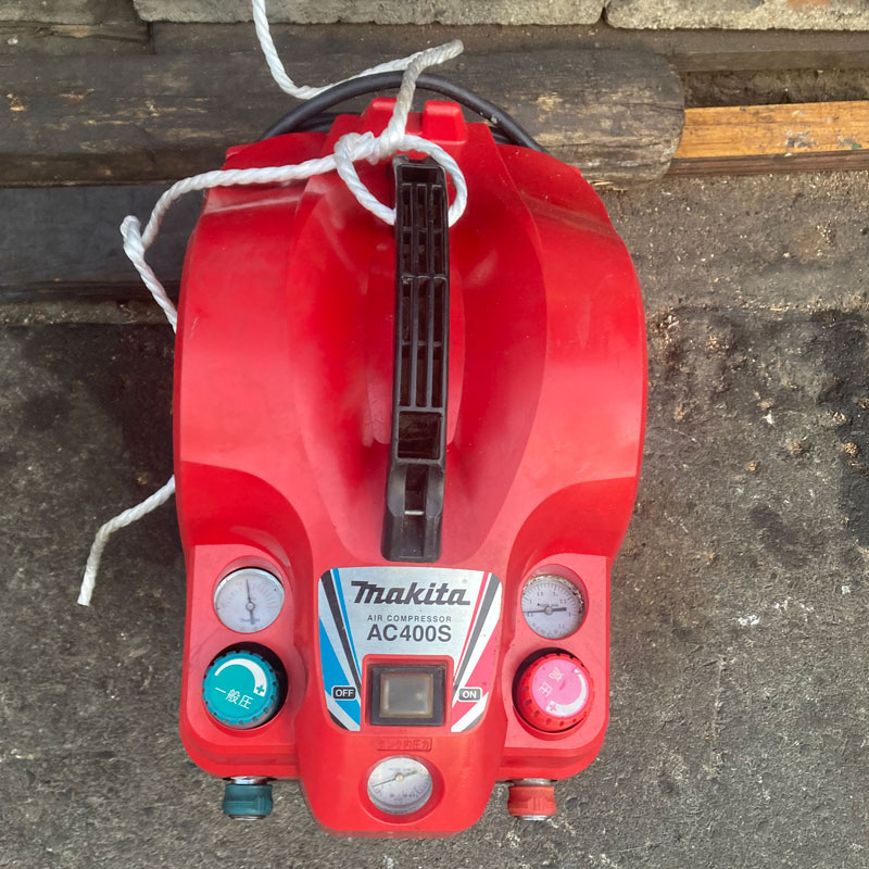 USED》【マキタ】内装エアコンプレッサAC400S（60Hz）[80727]|激安工具  