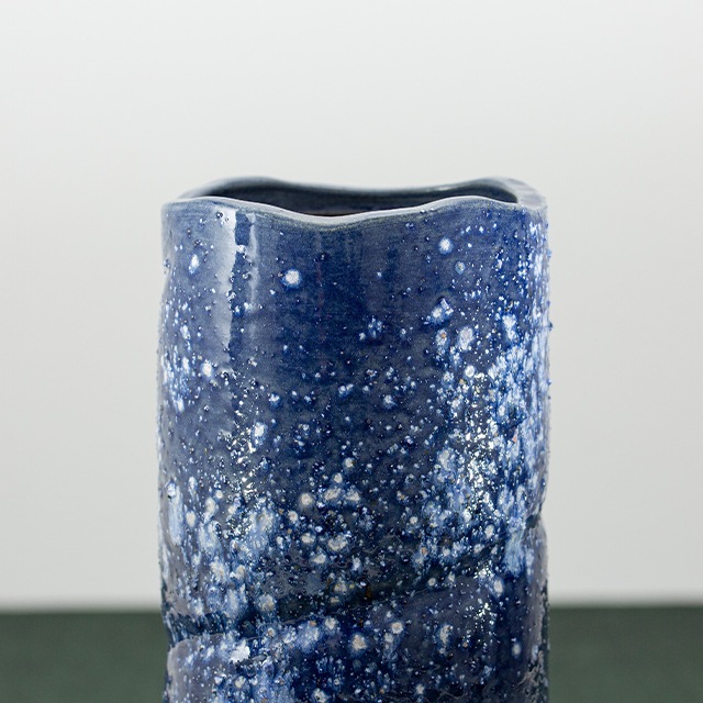 青窯変寸胴花入 【Lot 1】