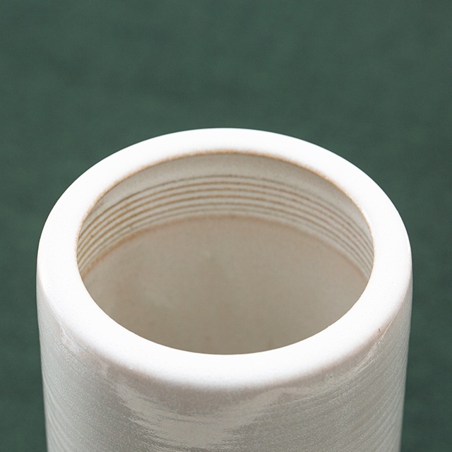 白釉松皮寸胴花入 【Lot 1】