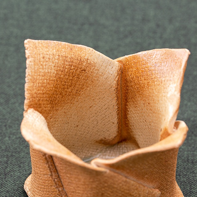 火色折り紙花入 【Lot 1】