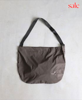 AFFXWRKS メッセンジャーバッグ AFFXWRKS Black Rabin Messenger Bag AFFXWRKS