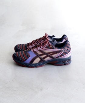 limitedASICS (å) 