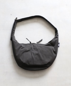 コムデギャルソンオム 25AW 新作 エステルスウェード ショルダーバッグ 黒 ESTEL SUEDE SHOULDER BAG（ショルダーバッグ）｜COMME des