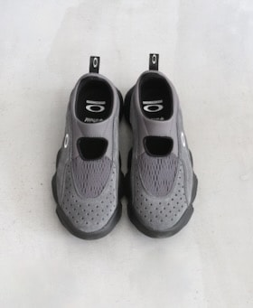 Oakley Brain Dead Flesh オークリー　ブレインデッド ブレインデッドxオークリーによるコラボフットウェアが発売