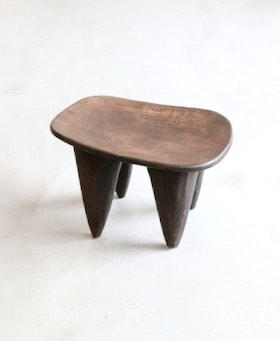 African Crafts (アフリカ工芸品) “セヌフォ族のスツール - LIGHT