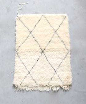 LIGHT YEARS(�饤�� ���䡼��)