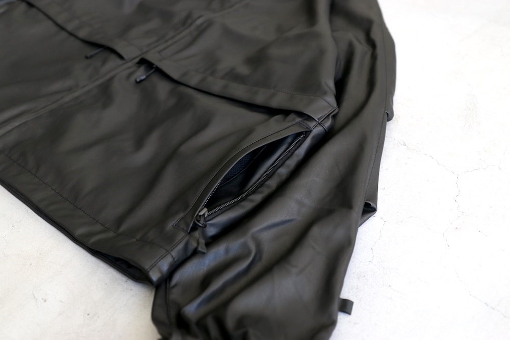 DAIWA PIER39( ԥƥʥ) "TECH SYNTHETIC SKIN WINDBREAKER JACKET"