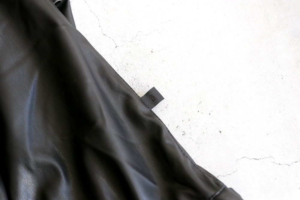 DAIWA PIER39( ԥƥʥ) "TECH SYNTHETIC SKIN WINDBREAKER JACKET"