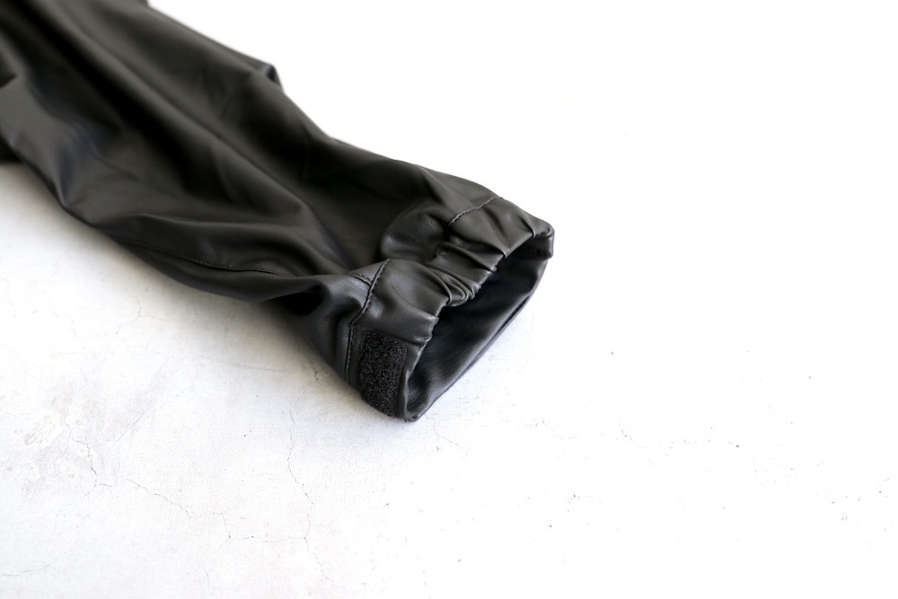 DAIWA PIER39( ԥƥʥ) "TECH SYNTHETIC SKIN WINDBREAKER JACKET"