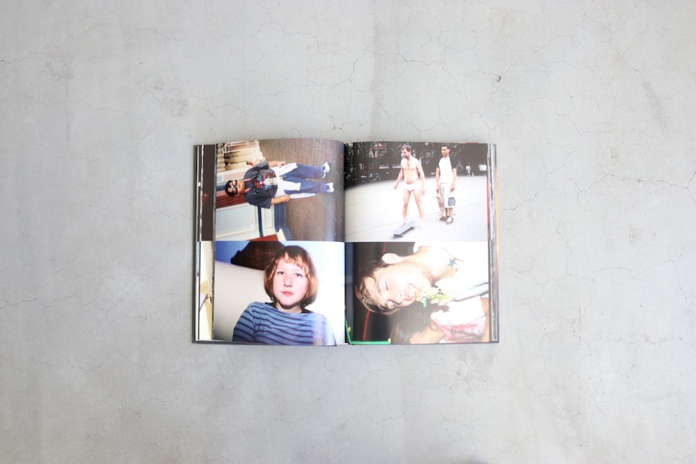 Fucking Awesome (եå ) "Alain Levitt Art Book - NYC 2000-2005 -"