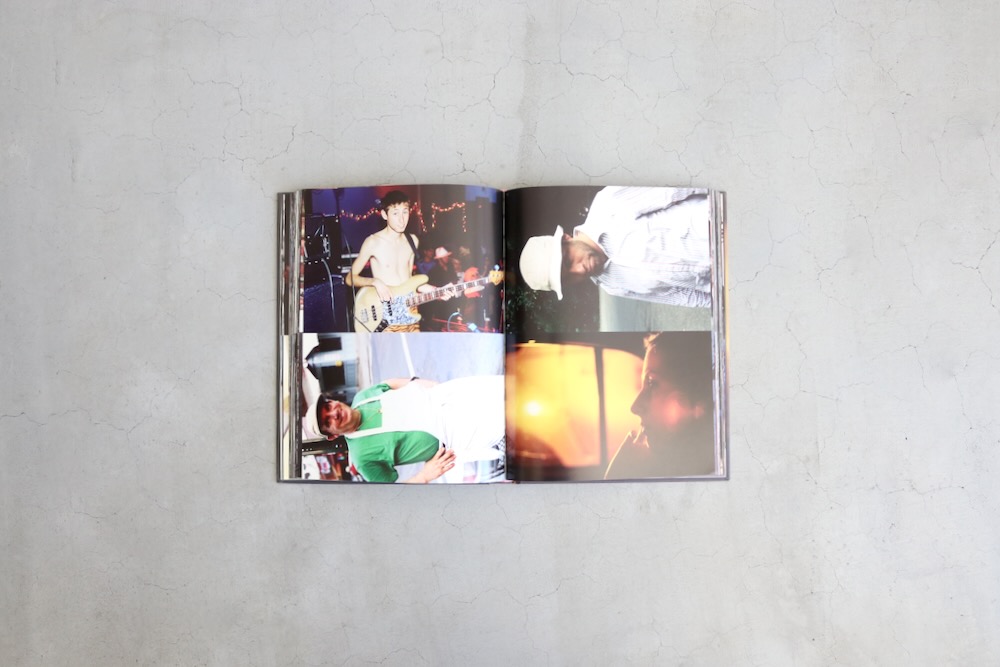 Fucking Awesome (եå ) "Alain Levitt Art Book - NYC 2000-2005 -"